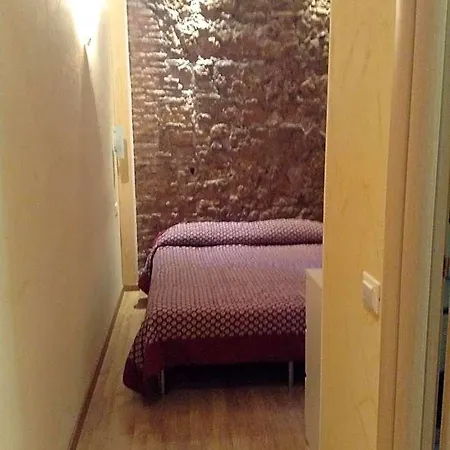 In Piazza 4*