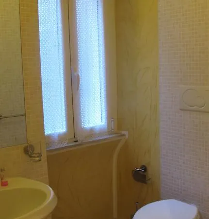 Bed & Breakfast In Piazza Rom