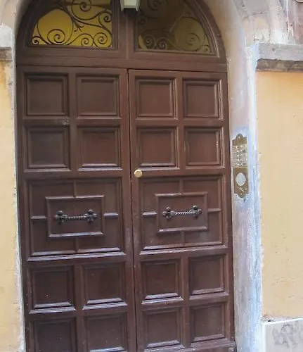 In Piazza Отель типа 